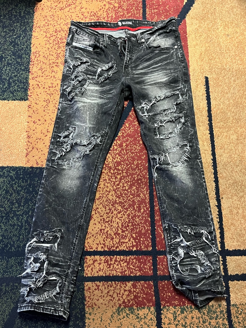 Men’s Makobi Black Men's Ripped Jeans 34x32